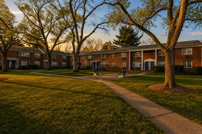 Hunterdon Mews