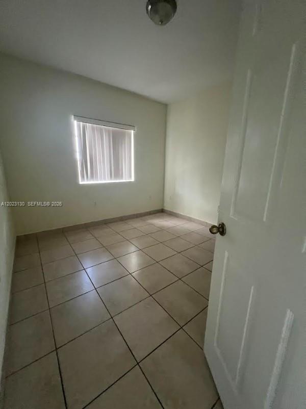 1423 NE 40th Rd