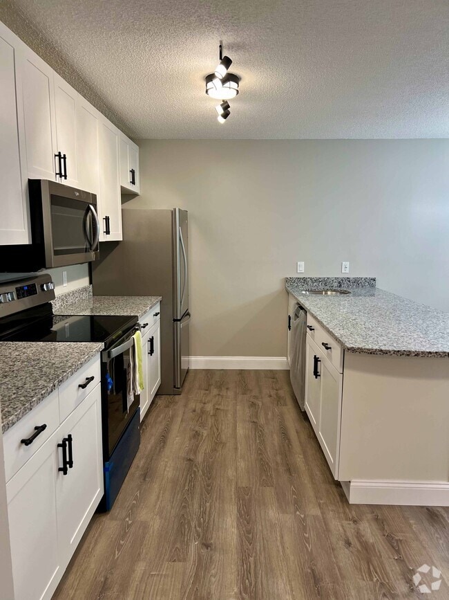 Building Photo - 120 Fisherville Rd Unit 150 Rental