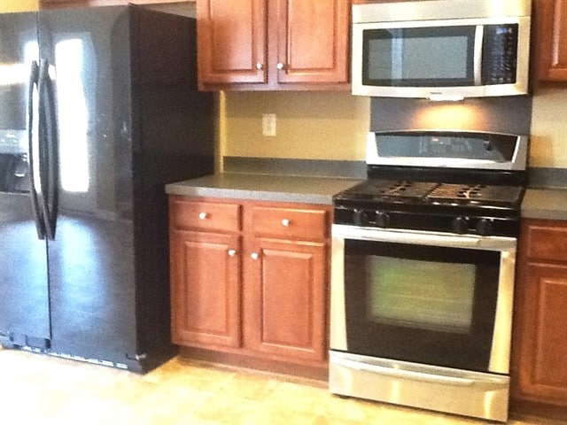 3024 Saintsbury Cove Dr