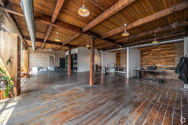 Building Photo - 3124 W Carroll Ave Unit 2 Rental