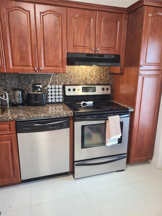 Photo - 3091 N Course Dr Unidad 208