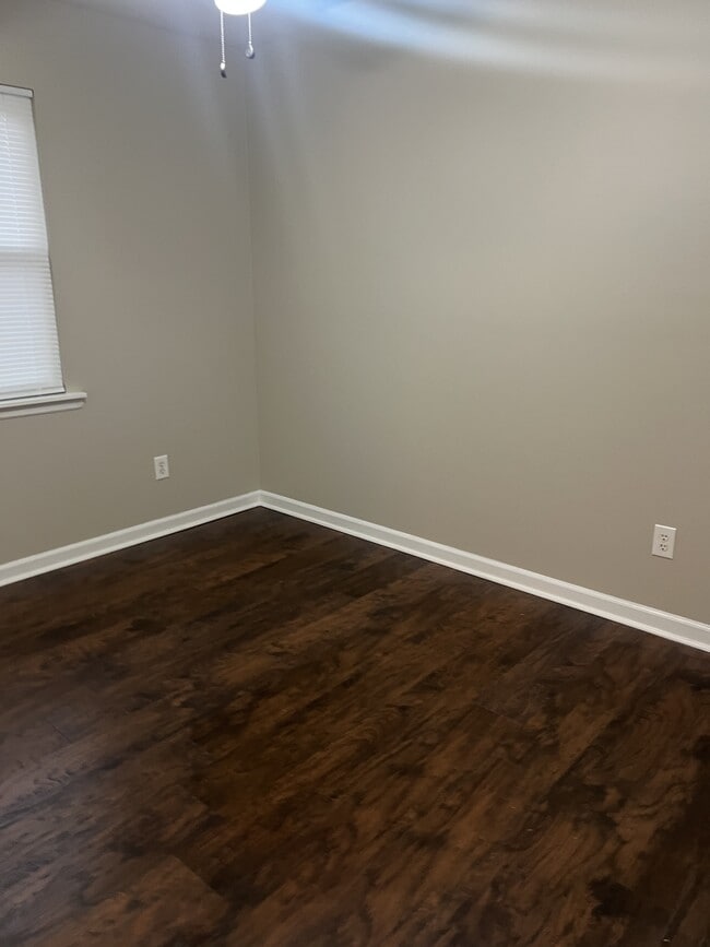 Photo - 4815 Frontage Rd NW