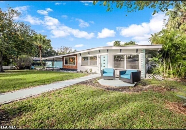Photo - 2710 McGregor Blvd