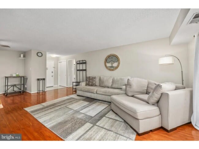 Photo - 2 Bed 2 Bathroom for Rent