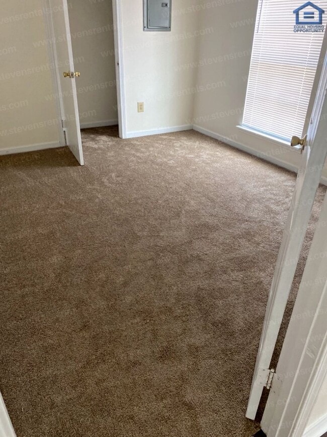 Photo - 166 Dogwood Pointe Dr