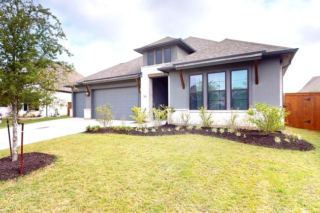 Building Photo - 4611 Columbus Dr