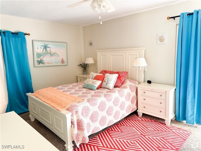 Building Photo - 5421 Peppertree Dr Unit 2 Rental