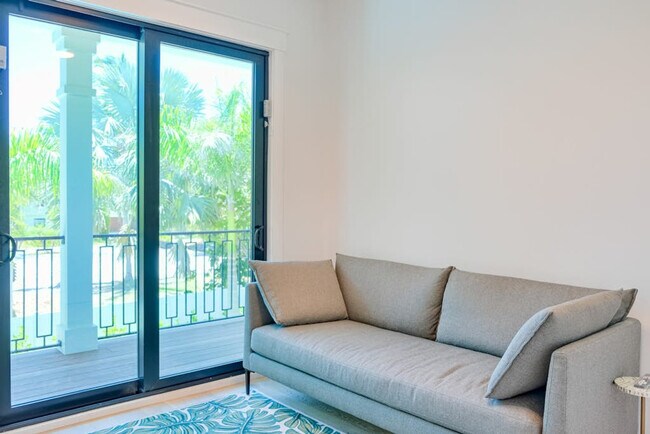 Photo - 311 N Bay Blvd Unit SI ID1591351P