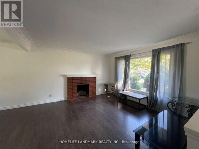 Photo - 11 Byrne Blvd