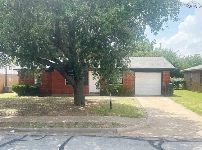 Building Photo - 1708 Cimarron Trail Rental