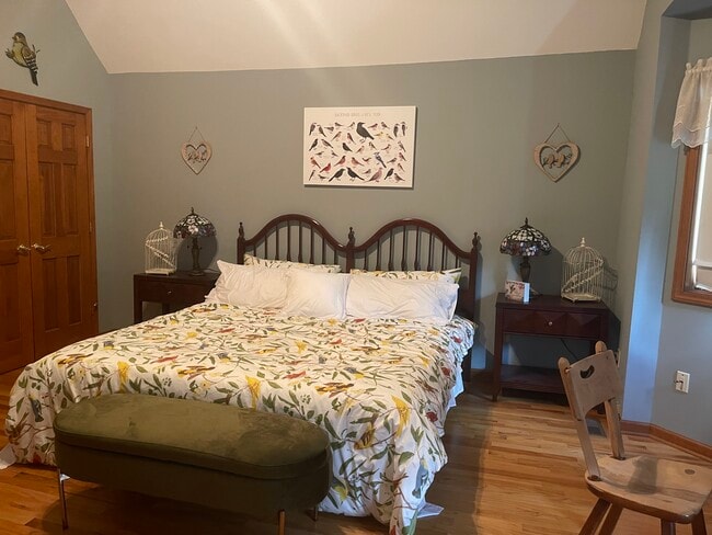 Photo - 7598 Ashlind Cir