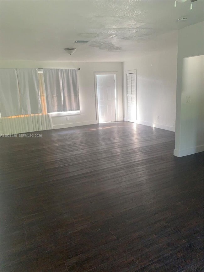 Photo - 2355 NW 207th St