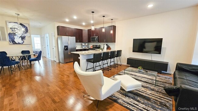Photo - 260 W Main St Unit 8