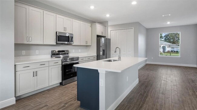 Photo - 577 Dowling Cir