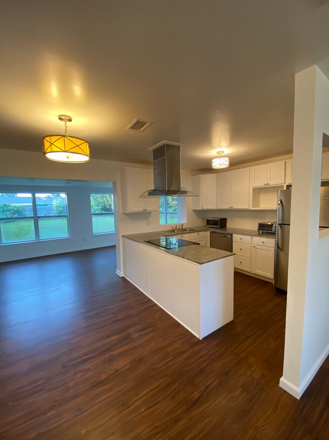 Photo - 714 West 19th Street