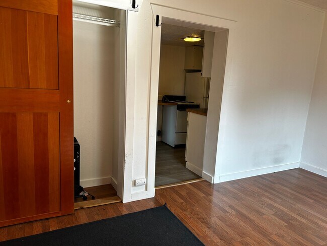 Photo - 503.5 S Almon St Unit 2