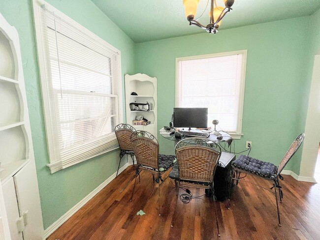 Photo - 1824 NW 5th Ave