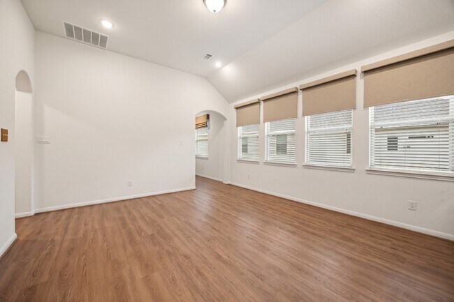 10422 Milford Wds Ln