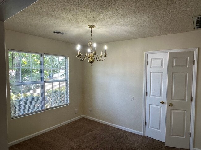134 Lauren Cir Unit 134 Lauren