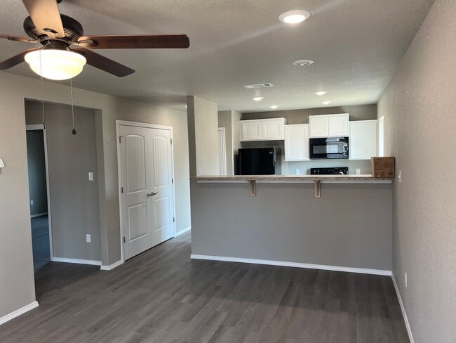 Photo - 222 W 8th St Unit A