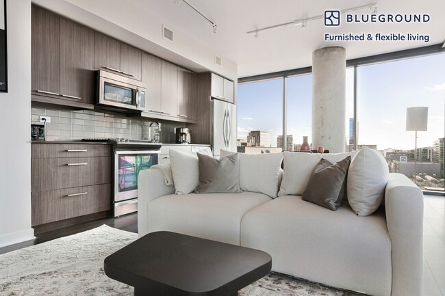 Photo - 730 W Couch Pl Unidad FL12-ID1367