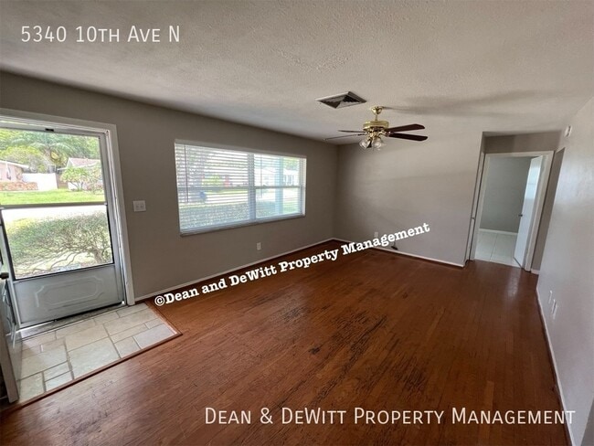 Photo - 5340 10th Ave N