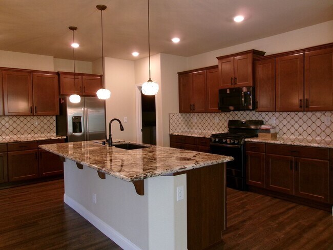 Photo - Beautiful 3bd, Office, 2 bath home in Spanish Springs