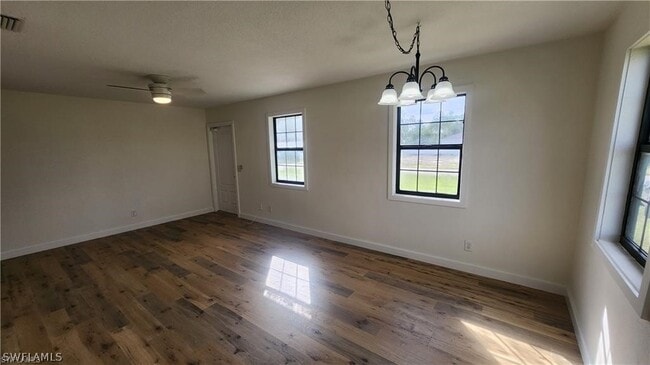 Photo - 3820 20th St W