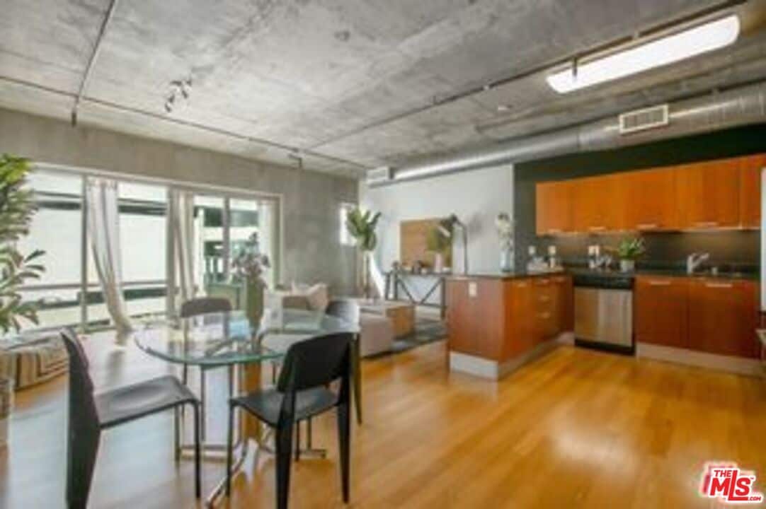 Photo - 645 W 9th St Unit 404