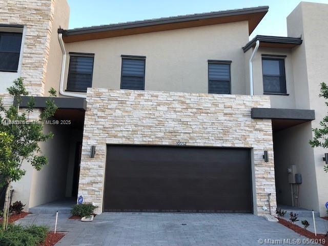 Building Photo - 10552 NW 78th Terrace Rental