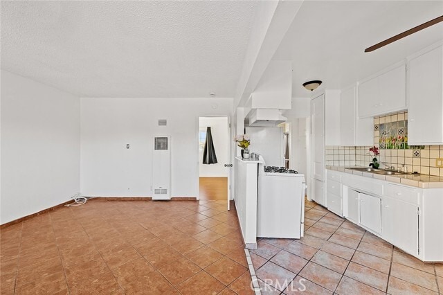 Photo - 330 W Laurel St Unidad C