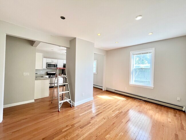 818 Parker St