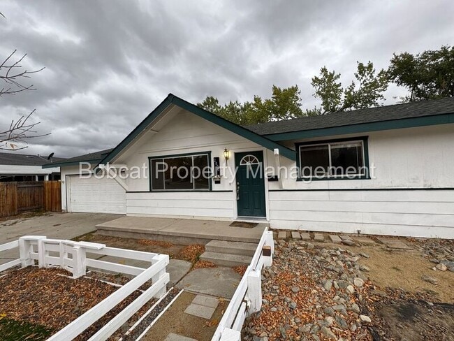 Photo - 2000 Marie Dr