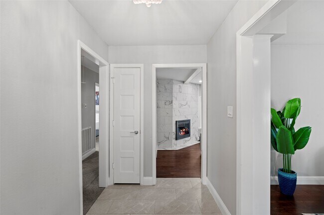 Photo - 5027 Wigton Dr