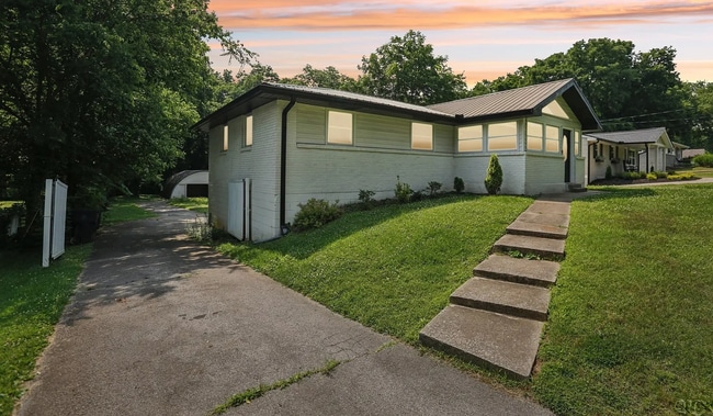 Building Photo - 4108 Edwards Ave Rental