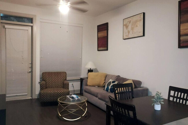 Photo - 3551 Wilshire Wy Apartamento Unidad ID1035207P