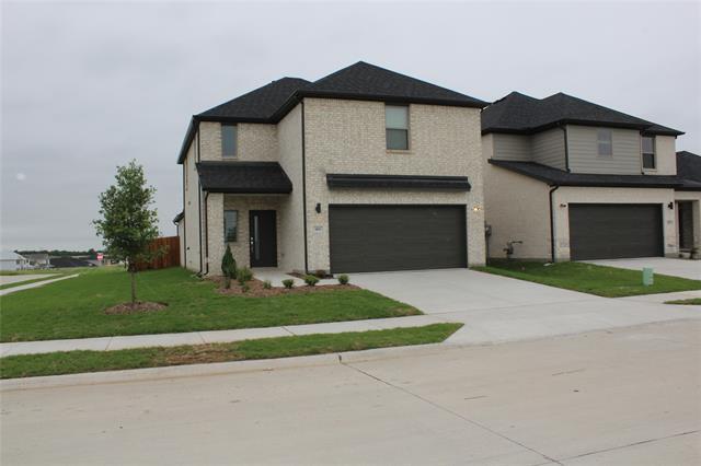 Photo - 144 Millwood Rd