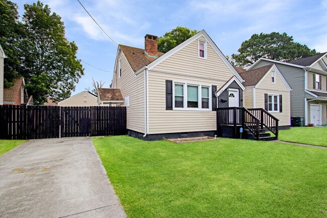 Photo - Move In Ready 5 Bedroom Cap Cod!
