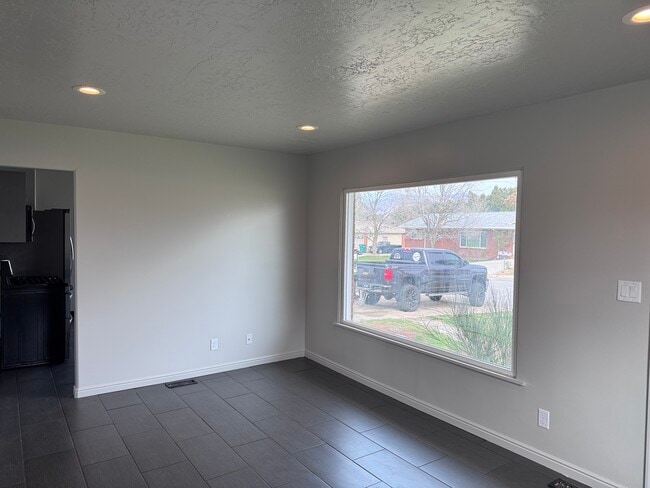 Photo - 3879 S 2050 W