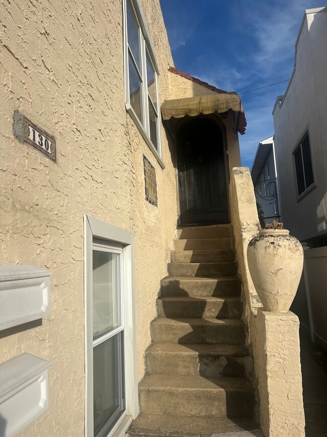 Photo - 130 Atlantic Ave Unidad 2