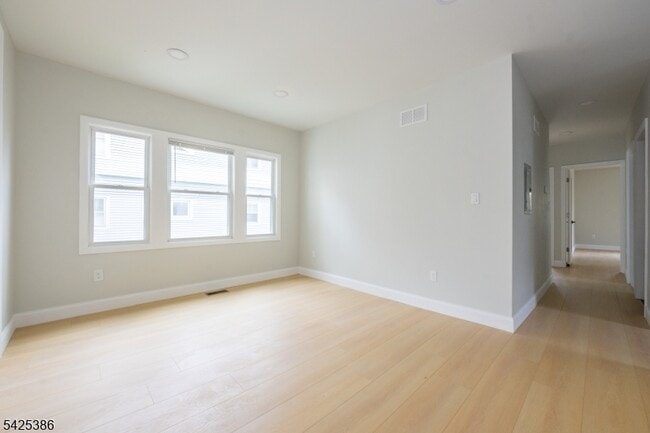 Photo - 59 Watchung Ave