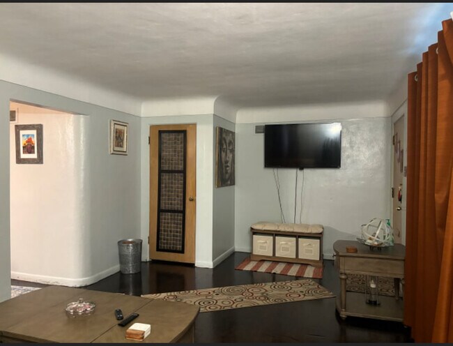 Photo - 7245 Dartmouth Ave