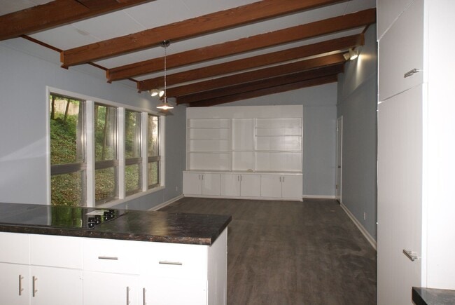 Photo - 1701 SE Mountainbrook Dr