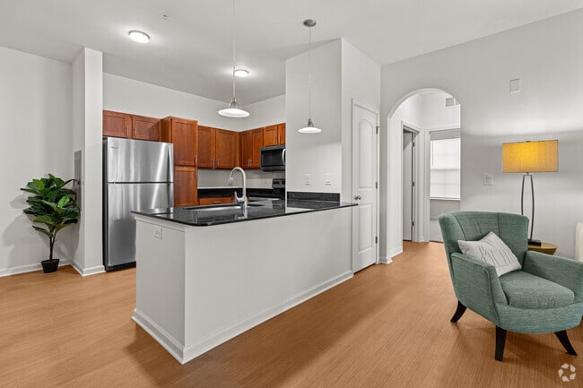 3 BR, 2 BA - Cocina de 1421SF - Washington Landing Apartments