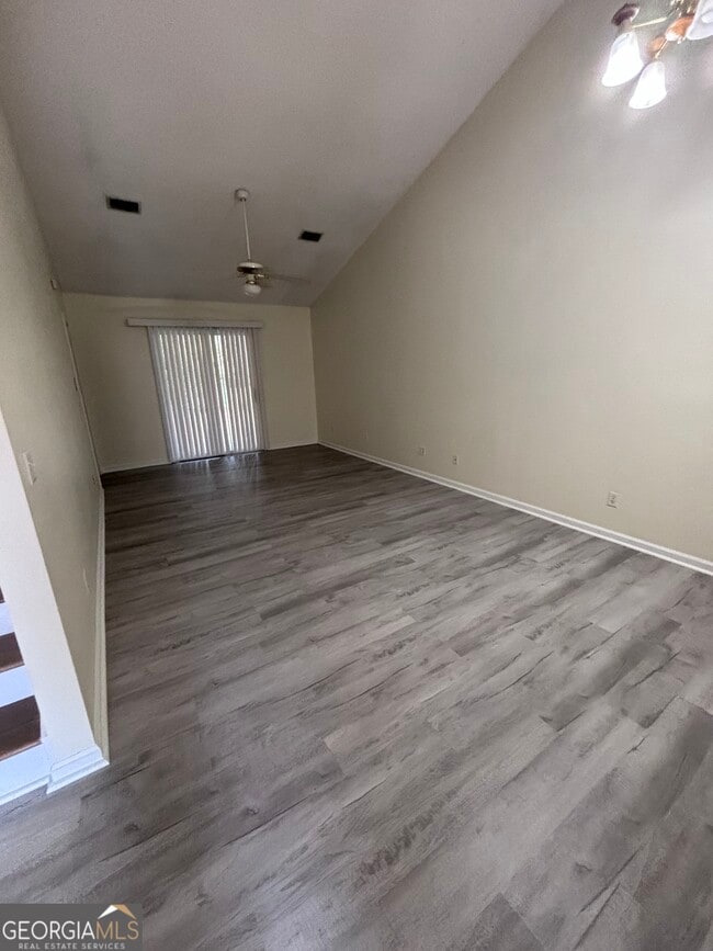 Photo - 315 Madison Ave