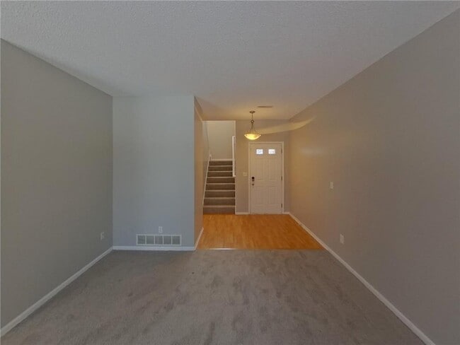 Photo - 16476 Jarrett Cir