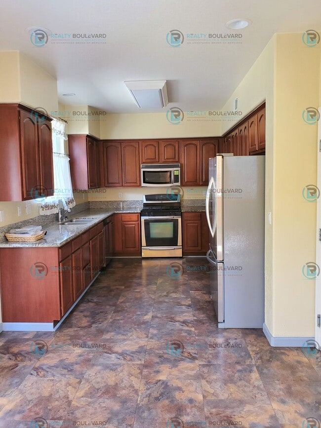 Photo - Move In Special: $1000.00 Off Move In! 4 B...