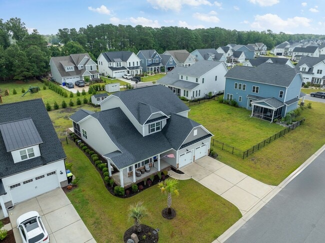 Photo - Stunning 4 bedroom 2.5 bath home located in Hampstead Wyndwater Community