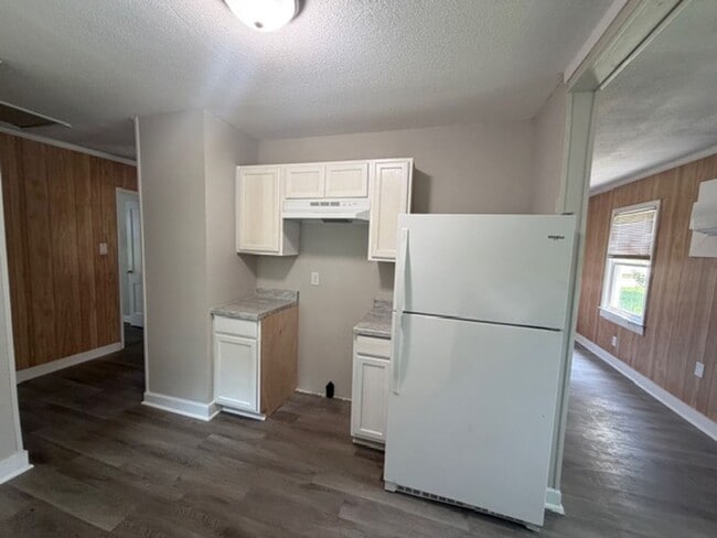 Photo - 609 Marcella Dr
